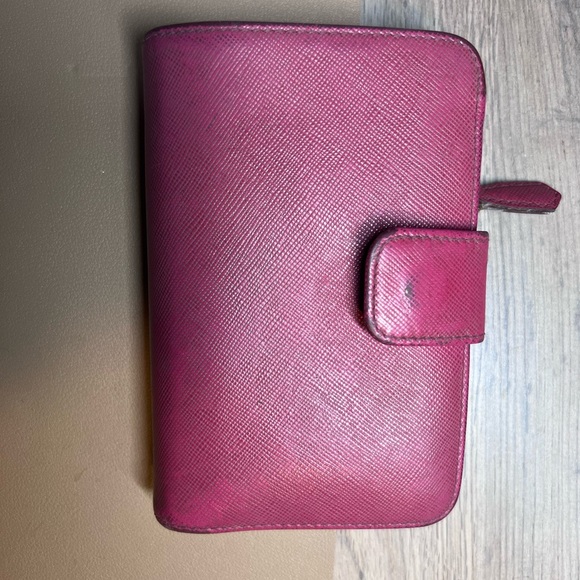 Pink Prada wallet - Picture 2 of 4